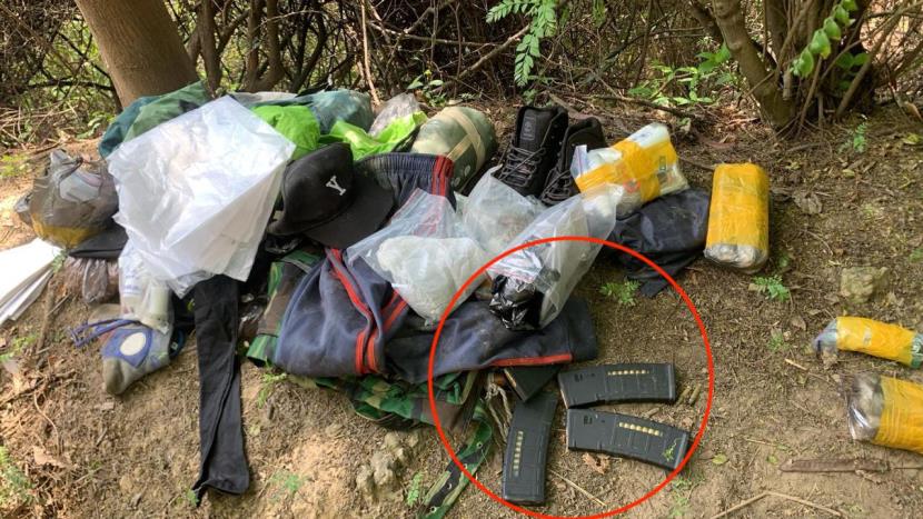  Security forces discover carbine magazines, victuals as search op on in Kathua for infiltrators