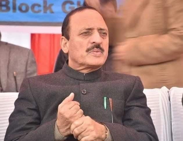  Former Minister Adv Abdul Haq Khan Expresses Grief Over Tragic Handwara Road Accident