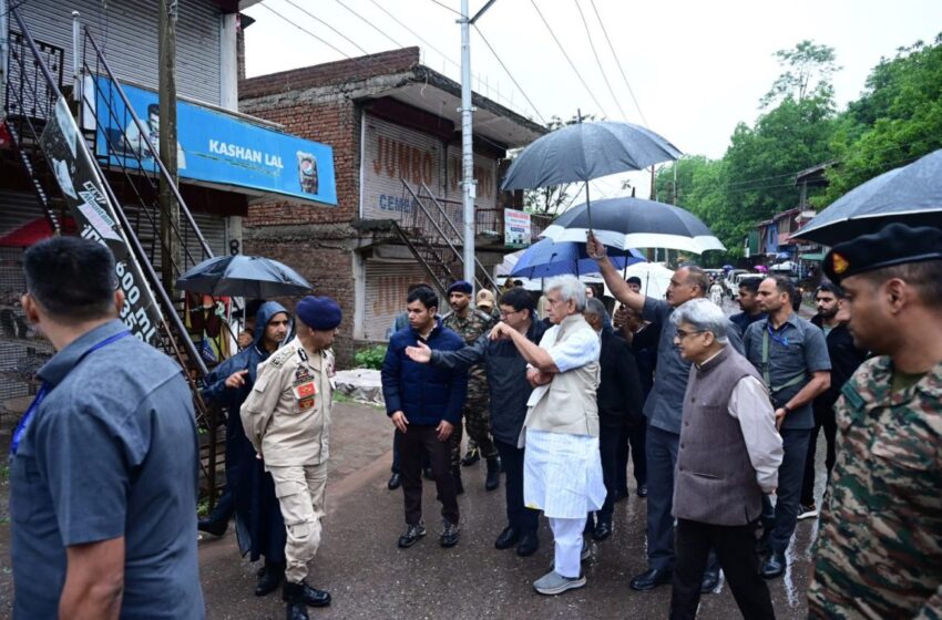 Indian armed forces ready to deal with any situation: LG Sinha after Uri visit