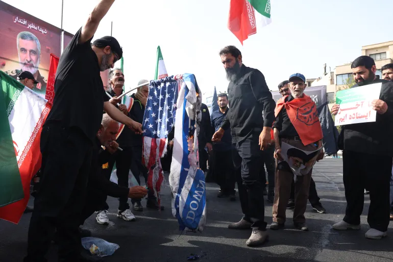  Grief, defiance on streets of Tehran