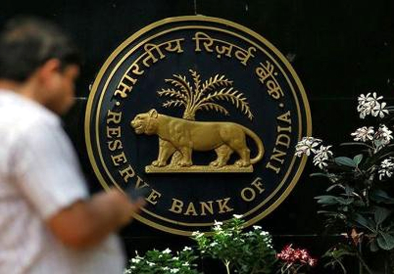  RBI’s interest rate decision, macroeco data, global trends to drive stock mkts this week: Analysts