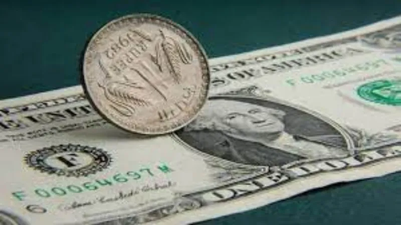  Rupee rises 6 paise to 85.51 against US dollar in early trade